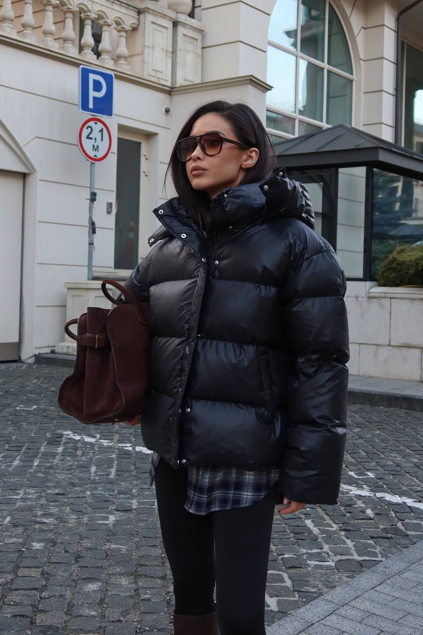 Striukė "Black Nel"