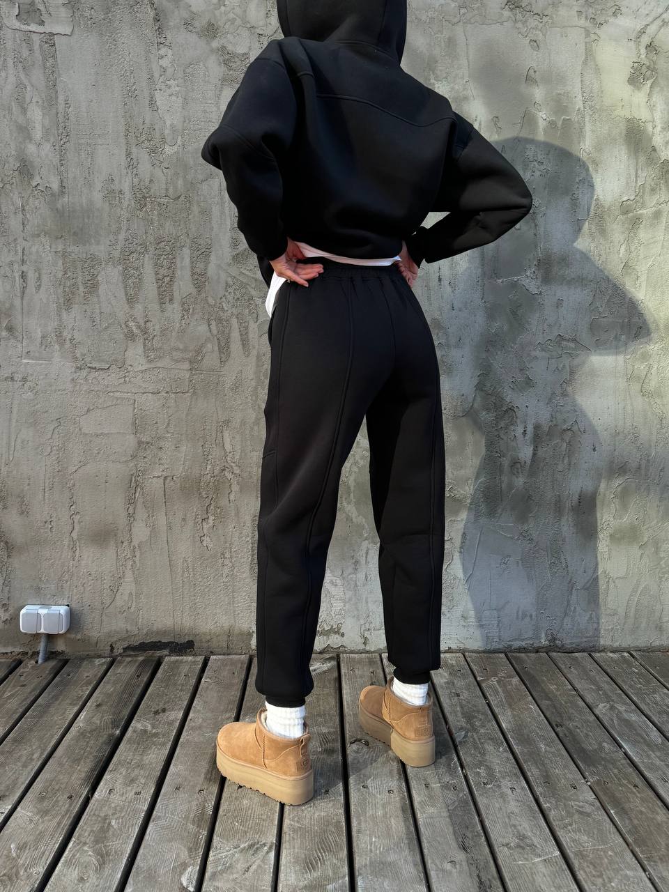 Laisvalaikio kostiumėlis "Black"