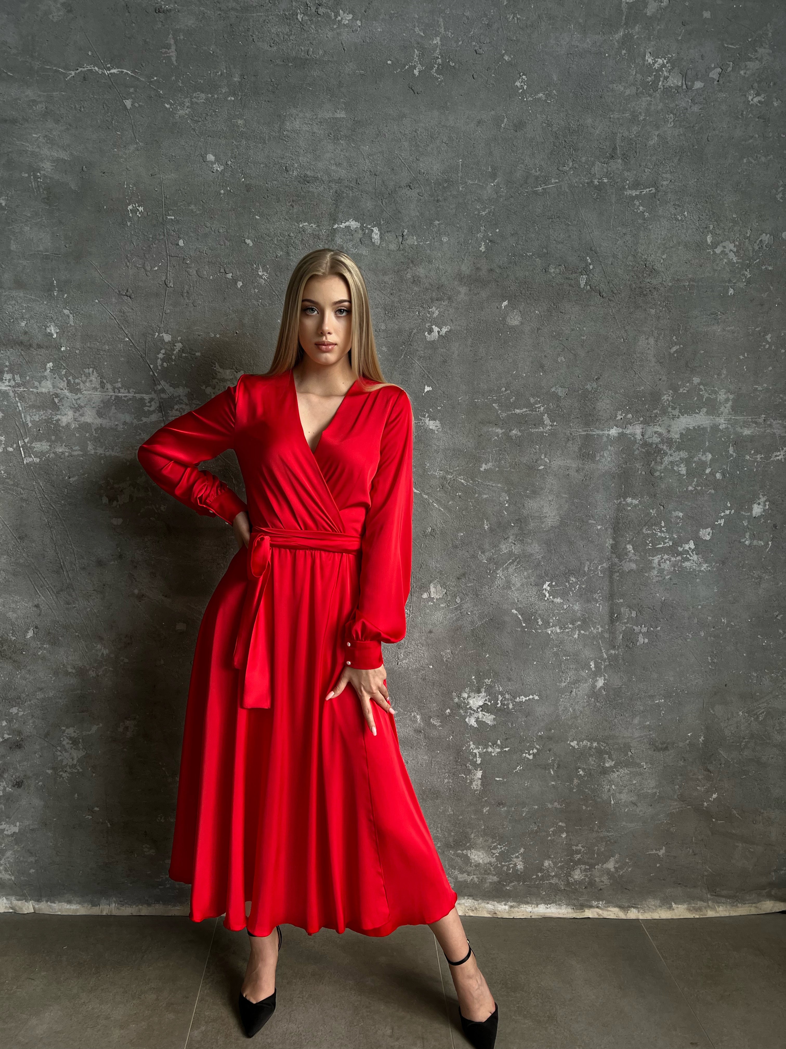red dress armani Carpet Looks Giorgio Armani Red Dress Red Carpet Emporio Armani Red Dress Prom Red Dress Warehouse